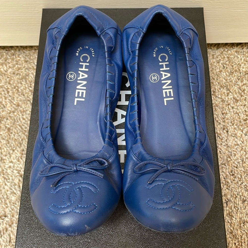 Chanel Classic Captoe Stretch Scrunch Ballerina Ballet Flats Blue Size 38 - Picture 2 of 10